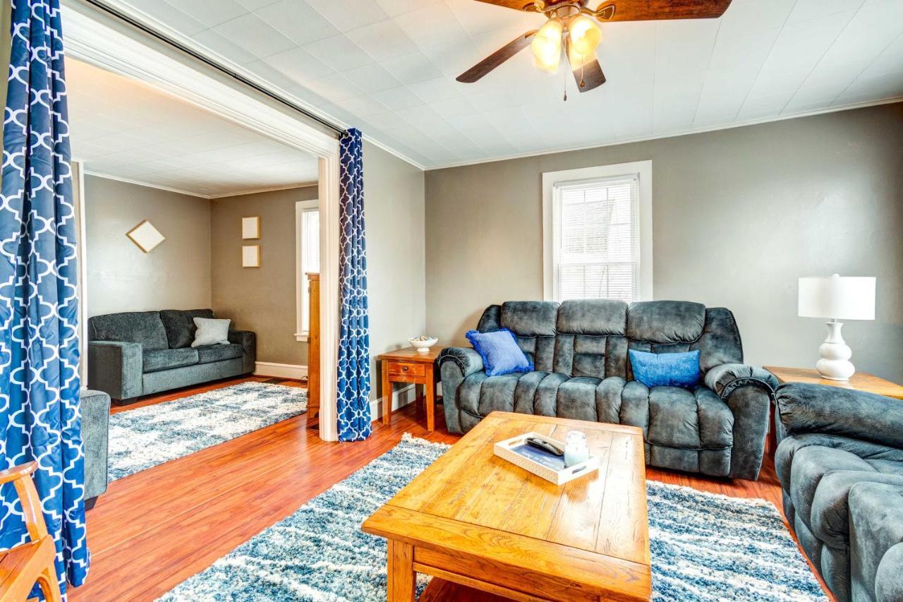 Sodus Point Home - Walkable To Beach! Exterior photo