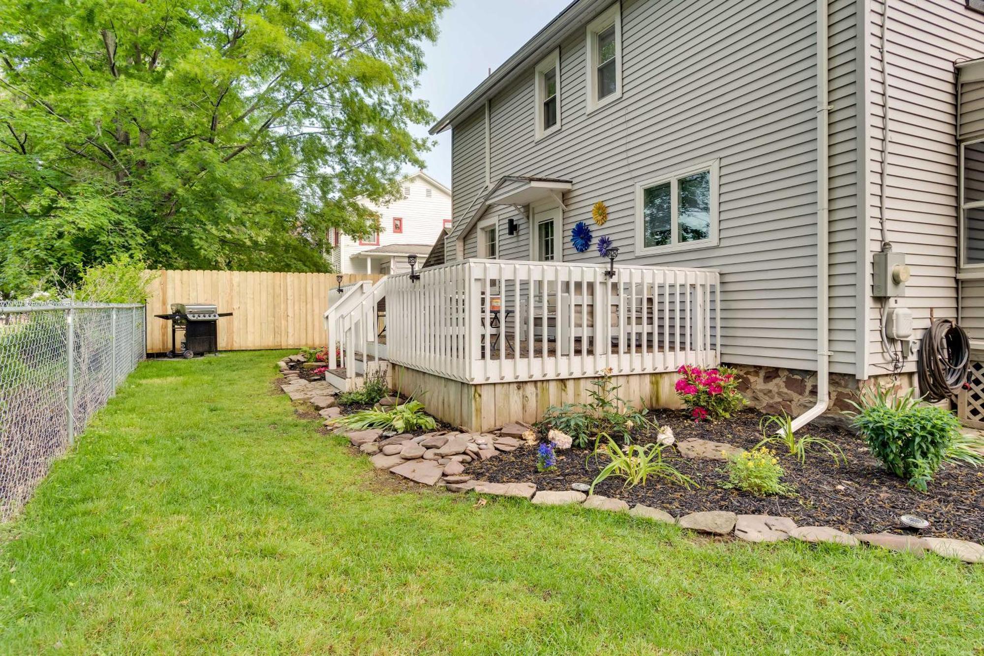 Sodus Point Home - Walkable To Beach! Exterior photo